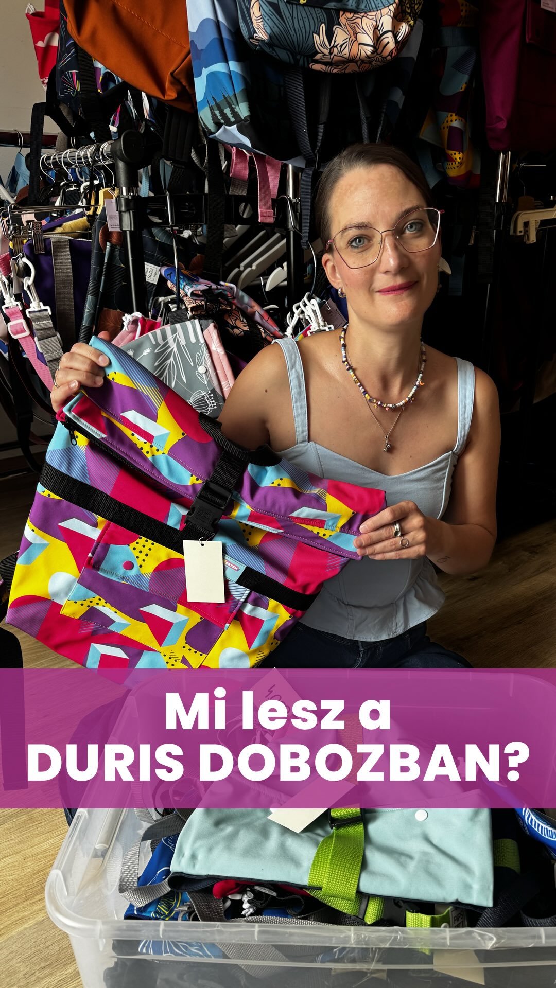 Amint már a @picipiac beharangozójában olvashattátok, július 12-re DURIS DOBOZZAL készülünk, ahol jóárasított táskák között válogathattok! Milyen táskák lesznek a dobozban? Ebben a videóban megmutatom! /// #designerspreloved